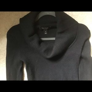 WHBM BLACK & SILVER METALLIC LUREX THREAD SWEATER